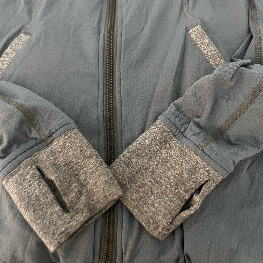 Iviva Reversible jacket - Picture 5 of 6
